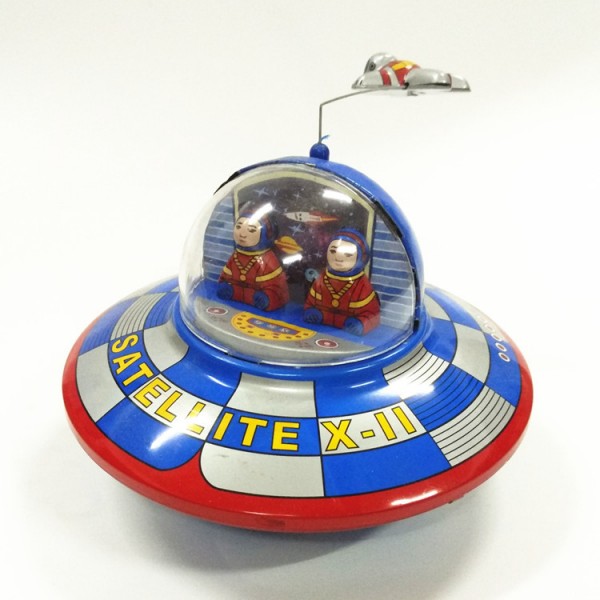 Spaceship Wind Up Tin Toy