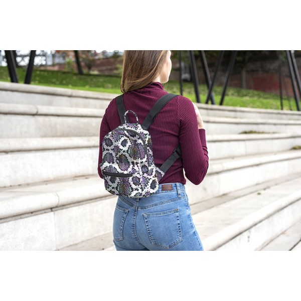 Snake Skin Pattern Mini Backpack, 3D Pattern Guns Daily Use Backpack, Comfortable Casual Daypack For Women and Children, Purple 602807